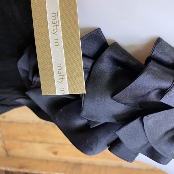 Matty M Blank Tank with back ruffle - Picture 5 of 8